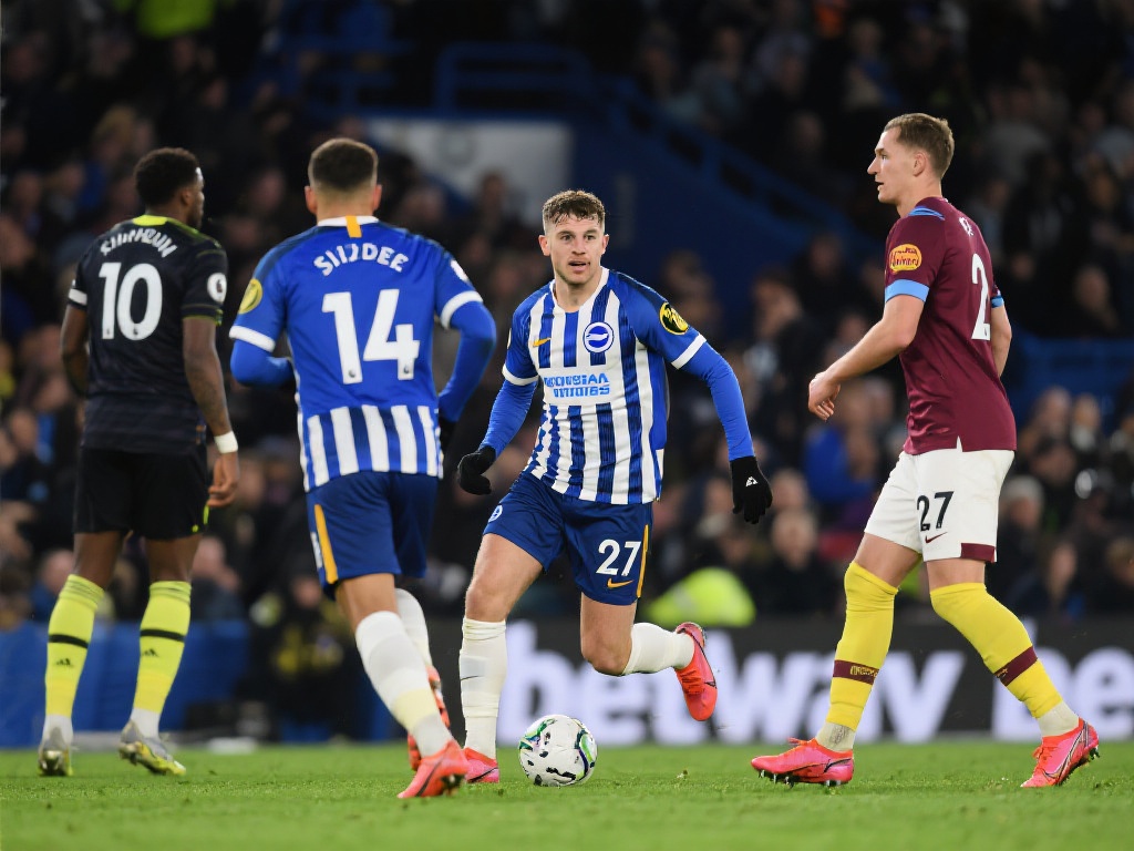 申花1-0力克海港，第四次捧起超级杯！马莱莱意外破门成关键